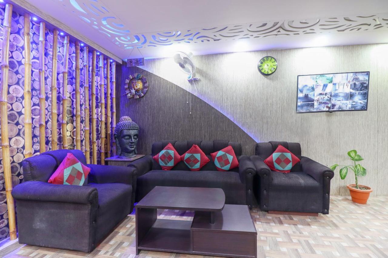 Capital O 70631 Hotel Dwarka International Darbhanga Eksteriør bilde